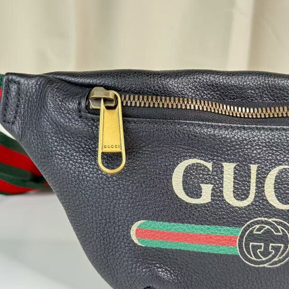 Gucci GG Logo Printed Bum Bag with Iconic Green & Red Stripes - Picture 6 of 8